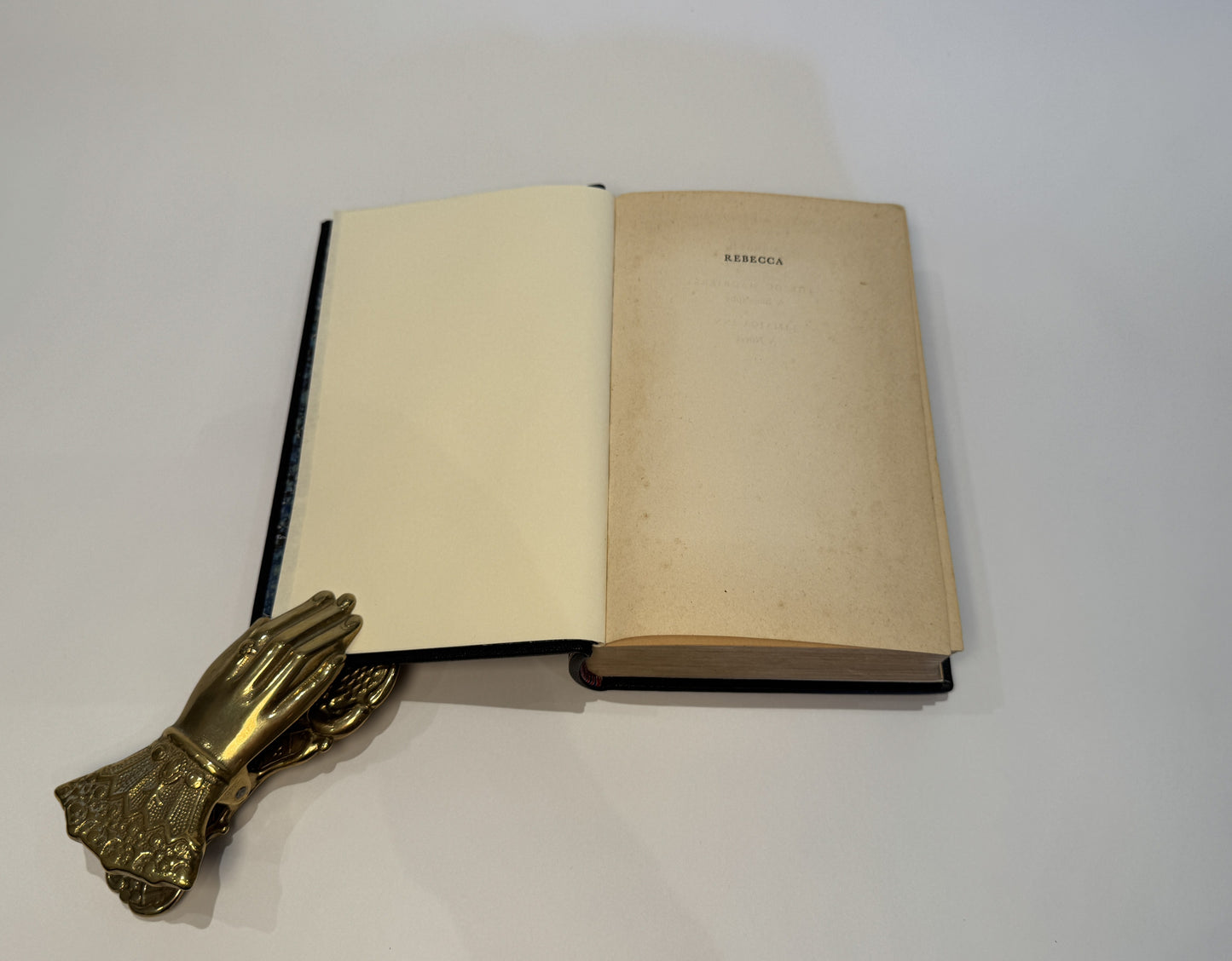 Rebecca by Daphne Du Maurier,