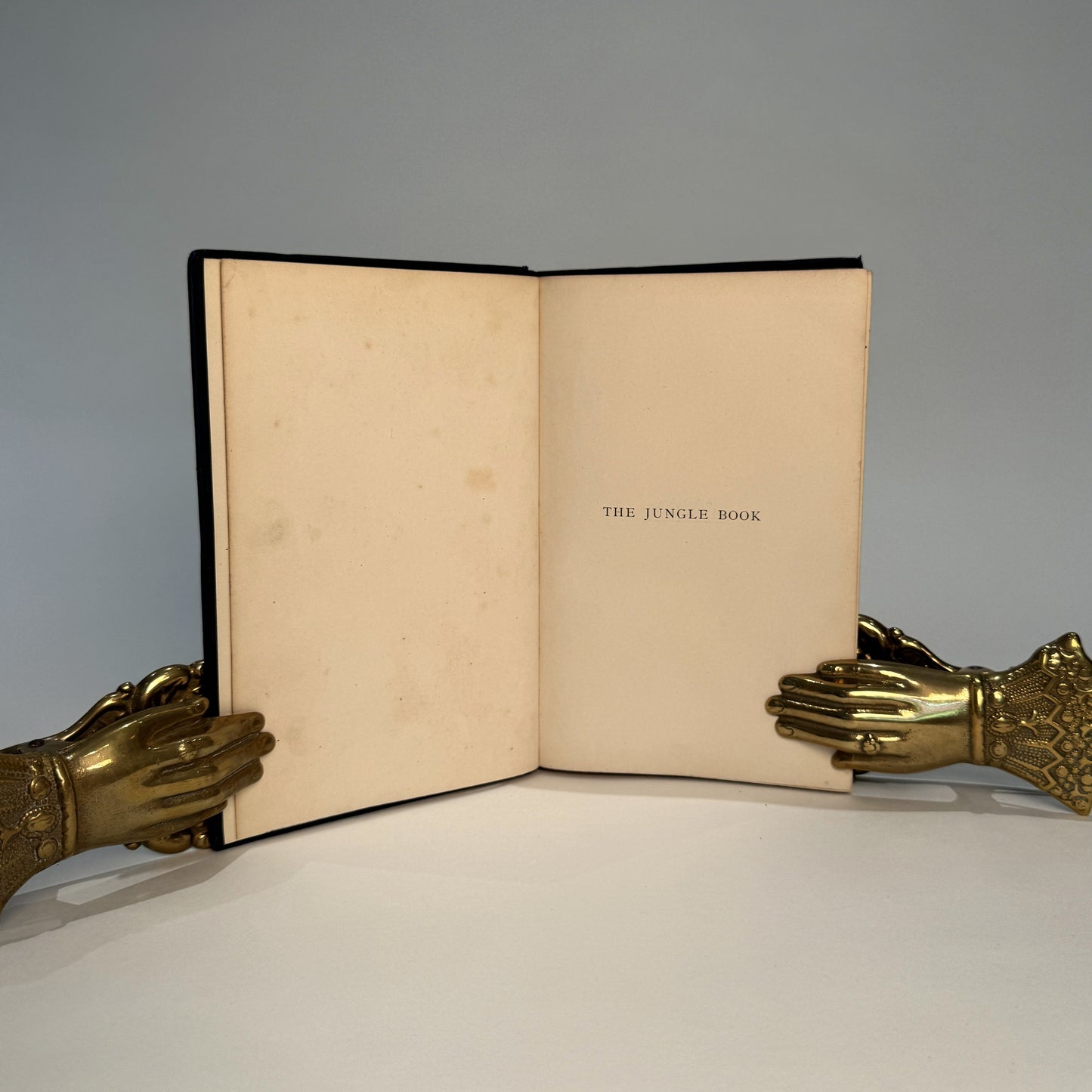 The Jungle Book (1894) and The Second Jungle Book (1895). First Editions, Original Gilt-Decorated Cloth - Rudyard Kipling