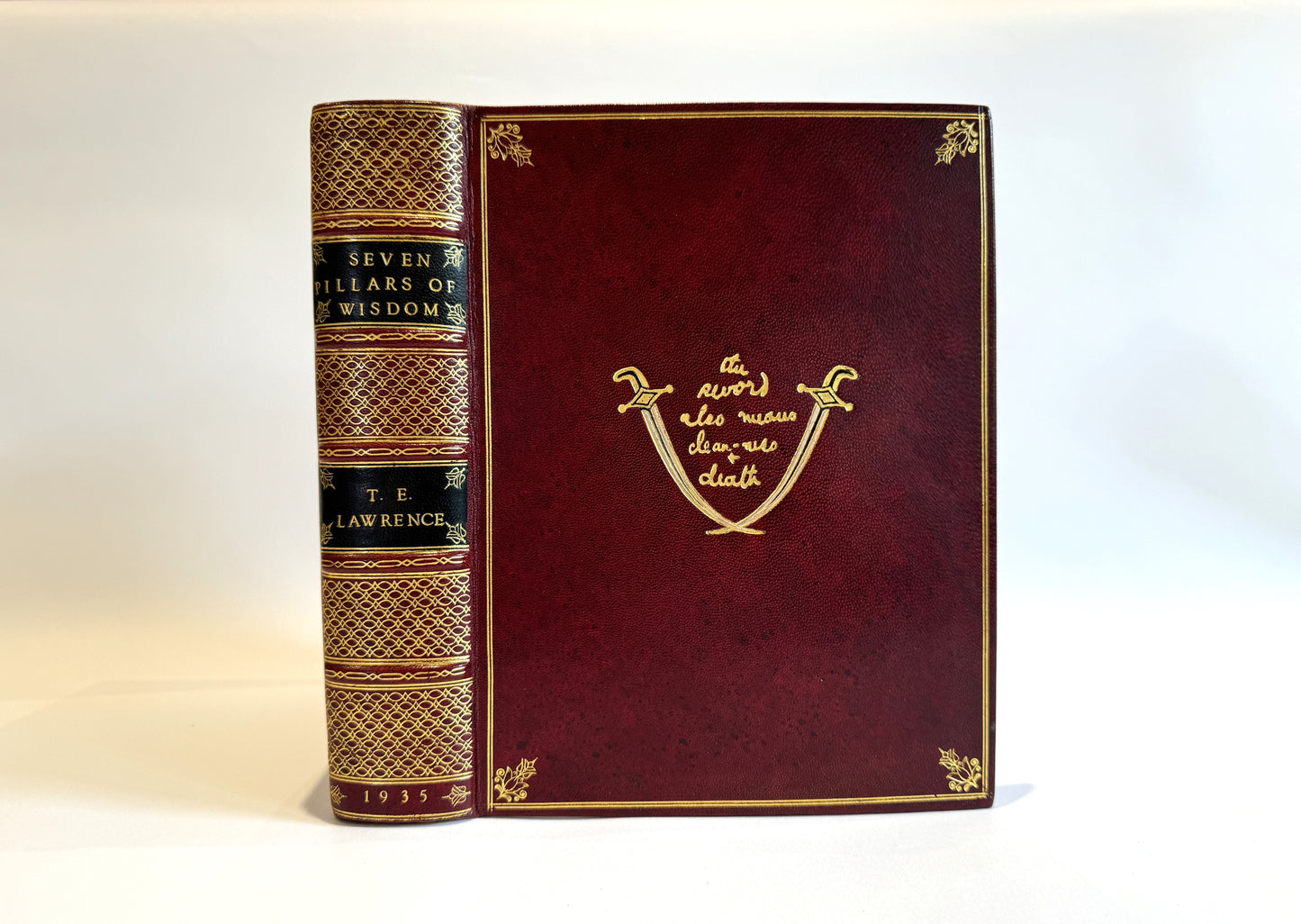 Seven Pillars of Wisdom by T.E Lawrence Signed by Field Marshall Claude Auckinleck