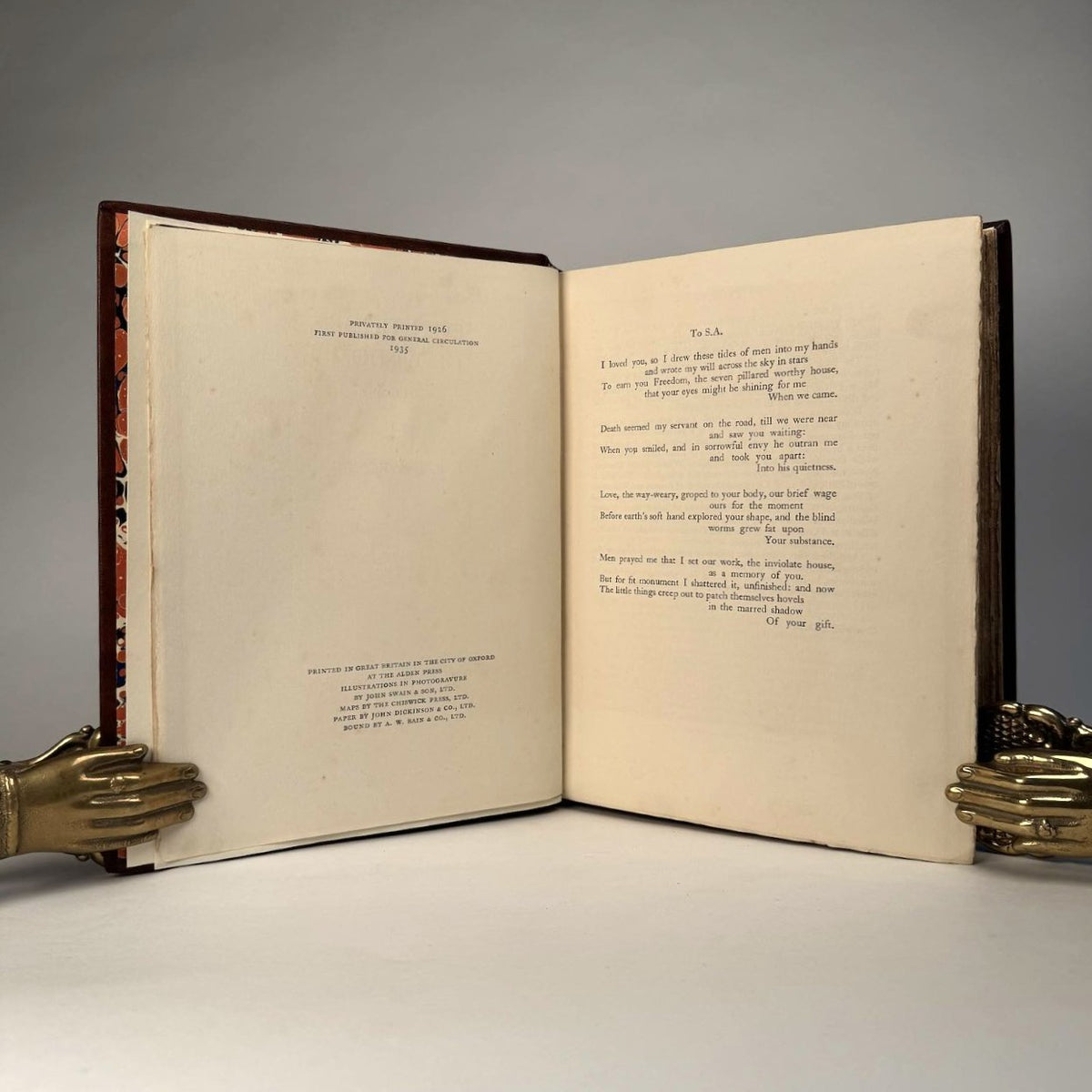 T. E. Lawrence’s Seven Pillars of Wisdom - Magnificent Full Morocco Binding with Gilt Swords